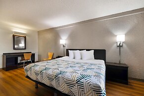 Studio 6 - Beaumont, TX