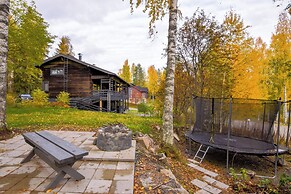 Charming Cabin with Private Sauna