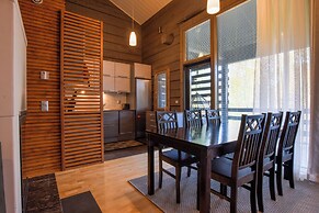 Charming Cabin with Private Sauna