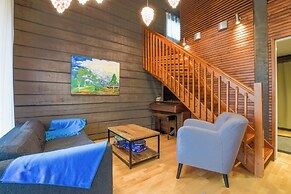 Charming Cabin with Private Sauna