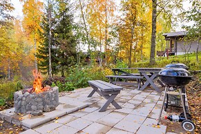 Charming Cabin with Private Sauna