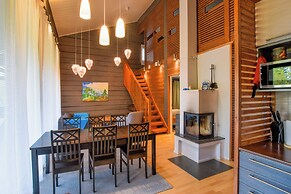 Charming Cabin with Private Sauna