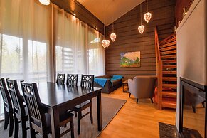 Charming Cabin with Private Sauna