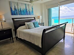 Penthouse moderno hermosa vista al mar