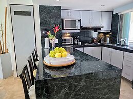 Penthouse moderno hermosa vista al mar