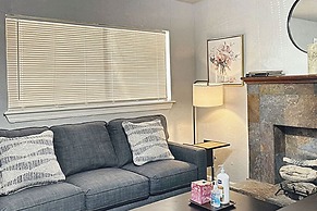 Modern 1B Studio Oasis Plaza District Access 32C