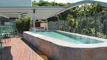 Setai Yacht Premium II - By Almare Flats