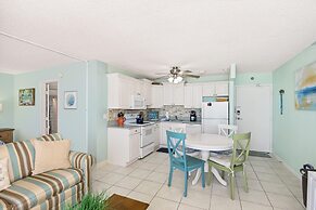 Estero Beach & Tennis 604 C