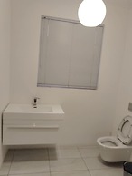 OCCIDENTAL GUESTHOUSE