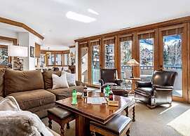 Ski in, Ski out 3 Bedroom Condo at the Beaver Creek Lodge