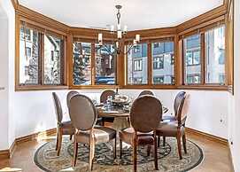 Ski in, Ski out 3 Bedroom Condo at the Beaver Creek Lodge