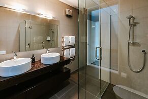 The Clearview House - Lake Views