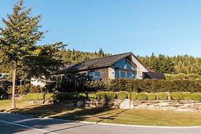 The Clearview House - Lake Views