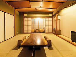 Izuatagawa Onsen Miharuya