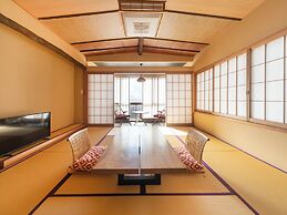 Izuatagawa Onsen Miharuya