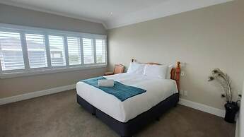 3min to beach 4 bedroom villa