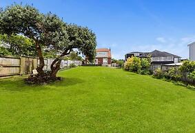 3min to beach 4 bedroom villa