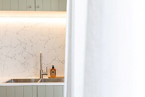 Sunbird Suite by Stay Noosa