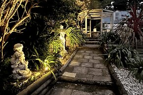 Cozy Mountain Cottage