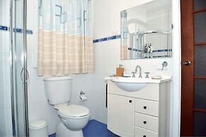 Cozy Mountain Cottage