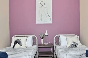 Cozy Mountain Cottage