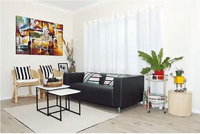 Cozy Mountain Cottage