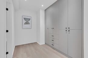 Le Victoria MidTown Montreal