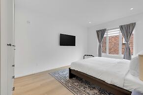 Le Victoria MidTown Montreal