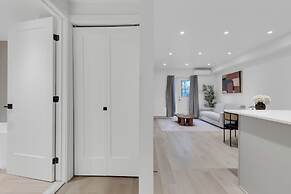 Le Victoria MidTown Montreal