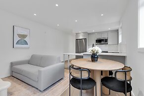 Le Victoria MidTown Montreal