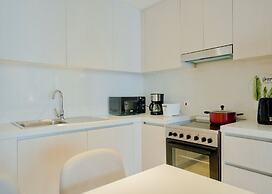 Maison Privee - Modern Yas Island Escape w/ Peaceful Canal Views