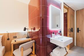 VELA be Bangkok Siam