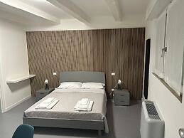 Jesi Home