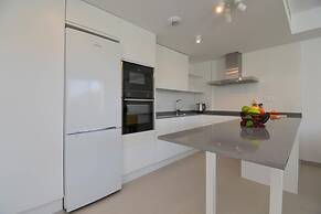 Marina Bay II in Bah a de J vea