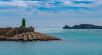 Marina Bay II in Bah a de J vea