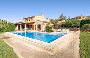 Cas Batlet in Santa y