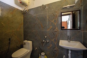 Thalir  Nest Valley View