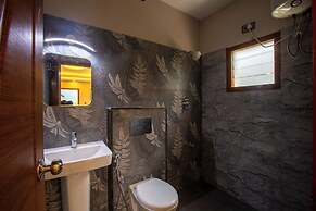 Thalir  Nest Valley View