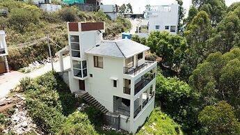 Thalir  Nest Valley View