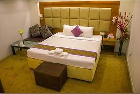 Grand Plaza Hotel