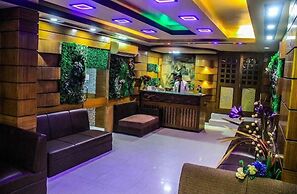 Grand Plaza Hotel