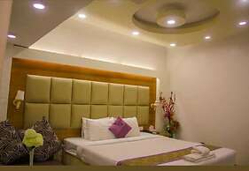Grand Plaza Hotel