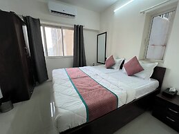 Pinaki Comfort Stay Omkar Signet