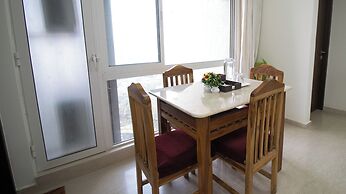 Pinaki Comfort Stay Omkar Signet