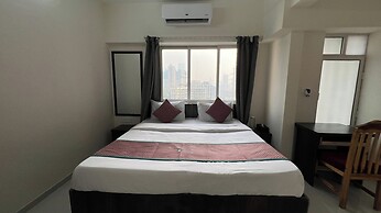 Pinaki Comfort Stay Omkar Signet