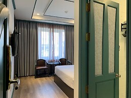 The Star Hotel - Dist 7 HCMC