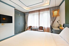 The Star Hotel - Dist 7 HCMC