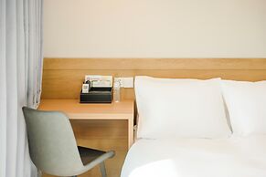Hotel Moon