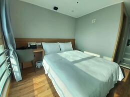 Hotel Moon