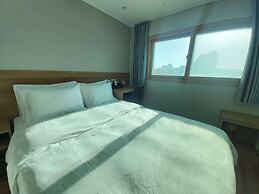 Hotel Moon